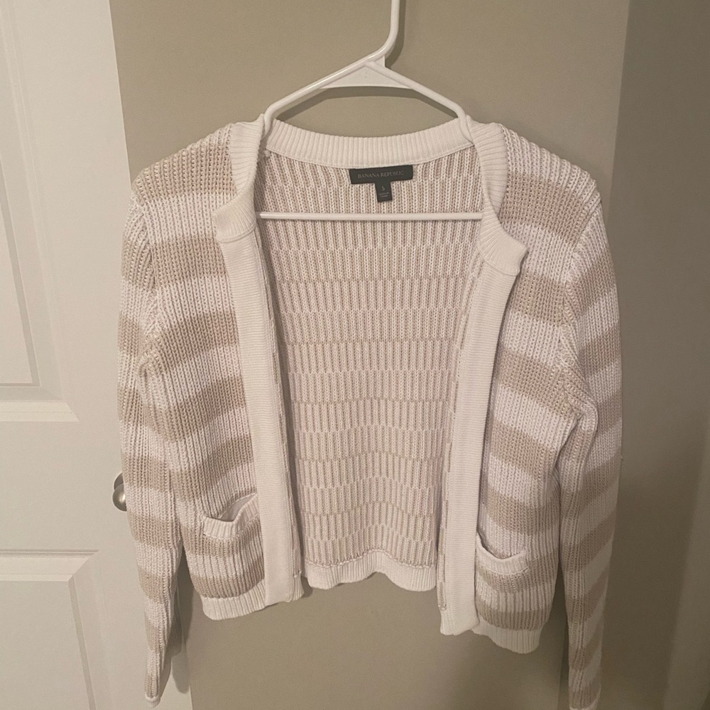 NEVER WORN Banana Republic Cardigan